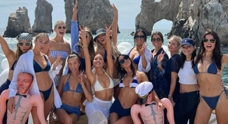 Se despide Olivia Culpo de la soltería en Los Cabos