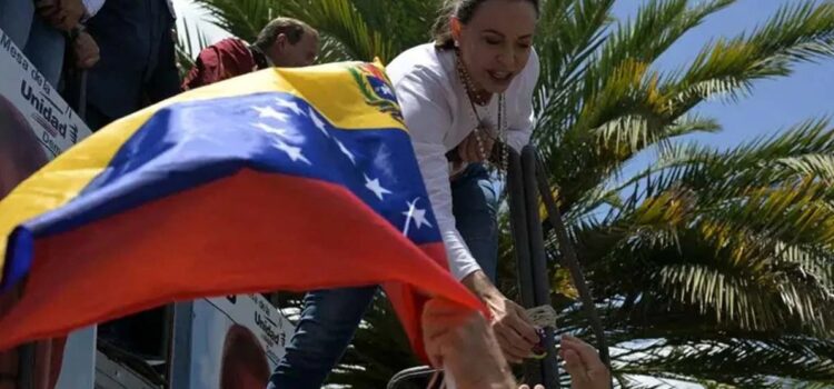 Venezolanos se levantan: multitudinarias protestas en Caracas y en el extranjero desafían la reelección de Maduro