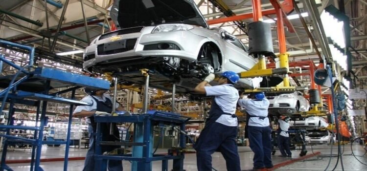 Incremento en la contracción de la industria automotriz en San Luis Potosí para el 2025