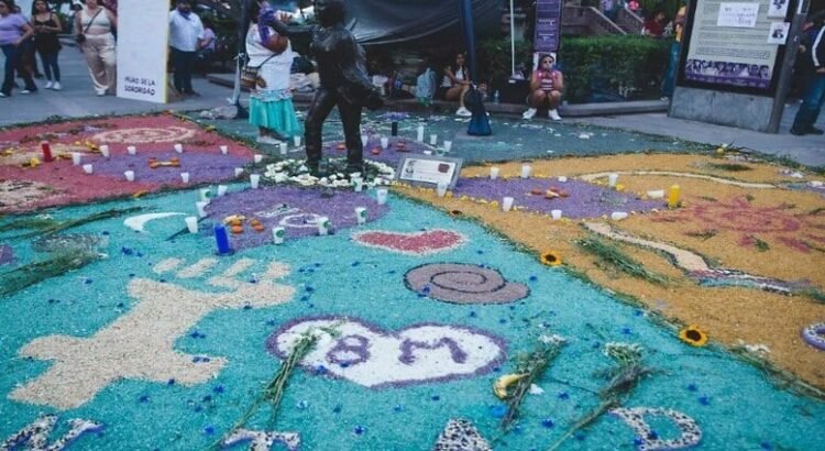 El 8M en San Luis Potosí fue una incontenible oleada violeta que tomó las calles