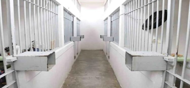 Las mujeres en la penal de San Luis Potosí sufren aislamiento y carecen de servicios básicos y médicos