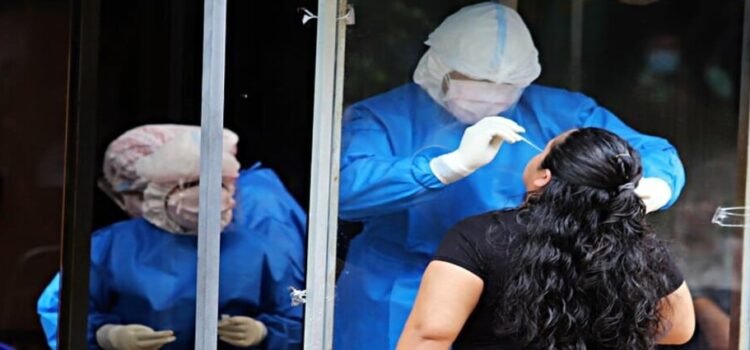 En el estado de San Luis Potosí se reporta el alza de contagios de covid-19 e influenza