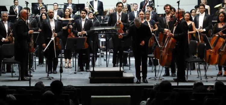 Julieta Venegas y la Orquesta de la Universidad de Guanajuato brillarán en el Festival Cervantino