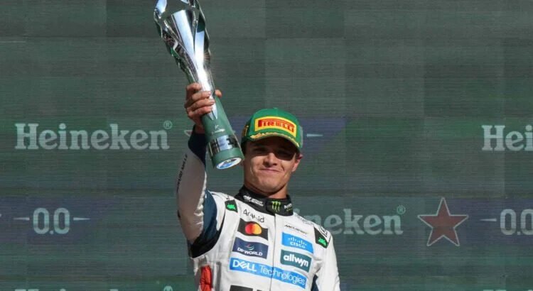 Lando Norris conquista el Gran Premio de México y se coloca al frente del campeonato
