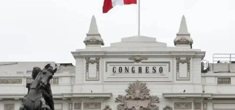 Declara el Congreso de Perú “persona non grata” a Claudia Sheinbaum