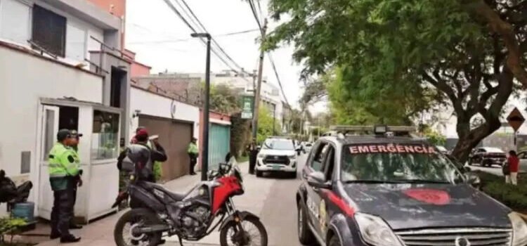 Evalúa Perú ingresar a la embajada de México