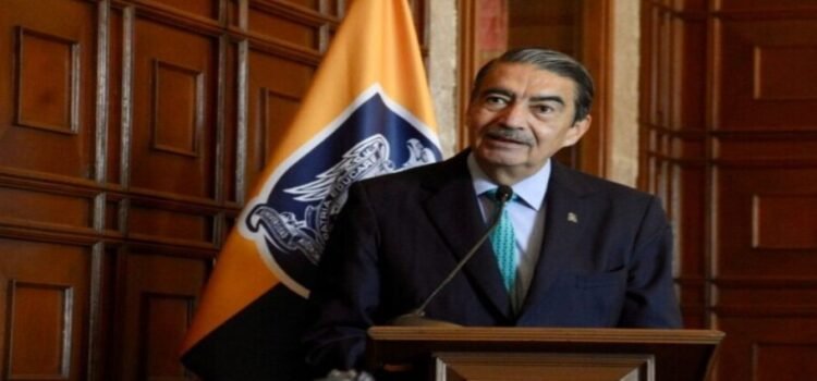 El rector Zermeño se abre a diálogo con legisladores y sugiere como sede la UASLP