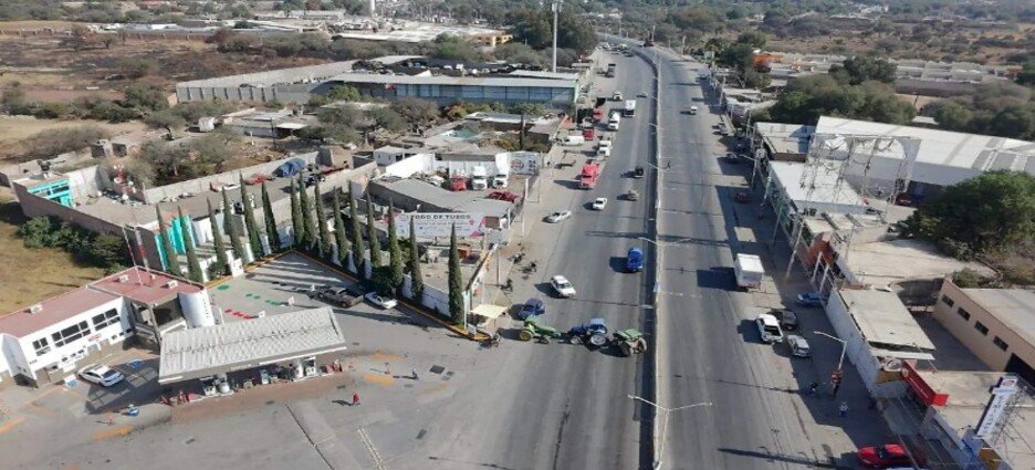 El megabloqueo de transportistas y campesinos en San Luis Potosí