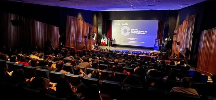 Festival de Cortometrajes de Querétaro destaca la creatividad y visión social de jóvenes cineastas